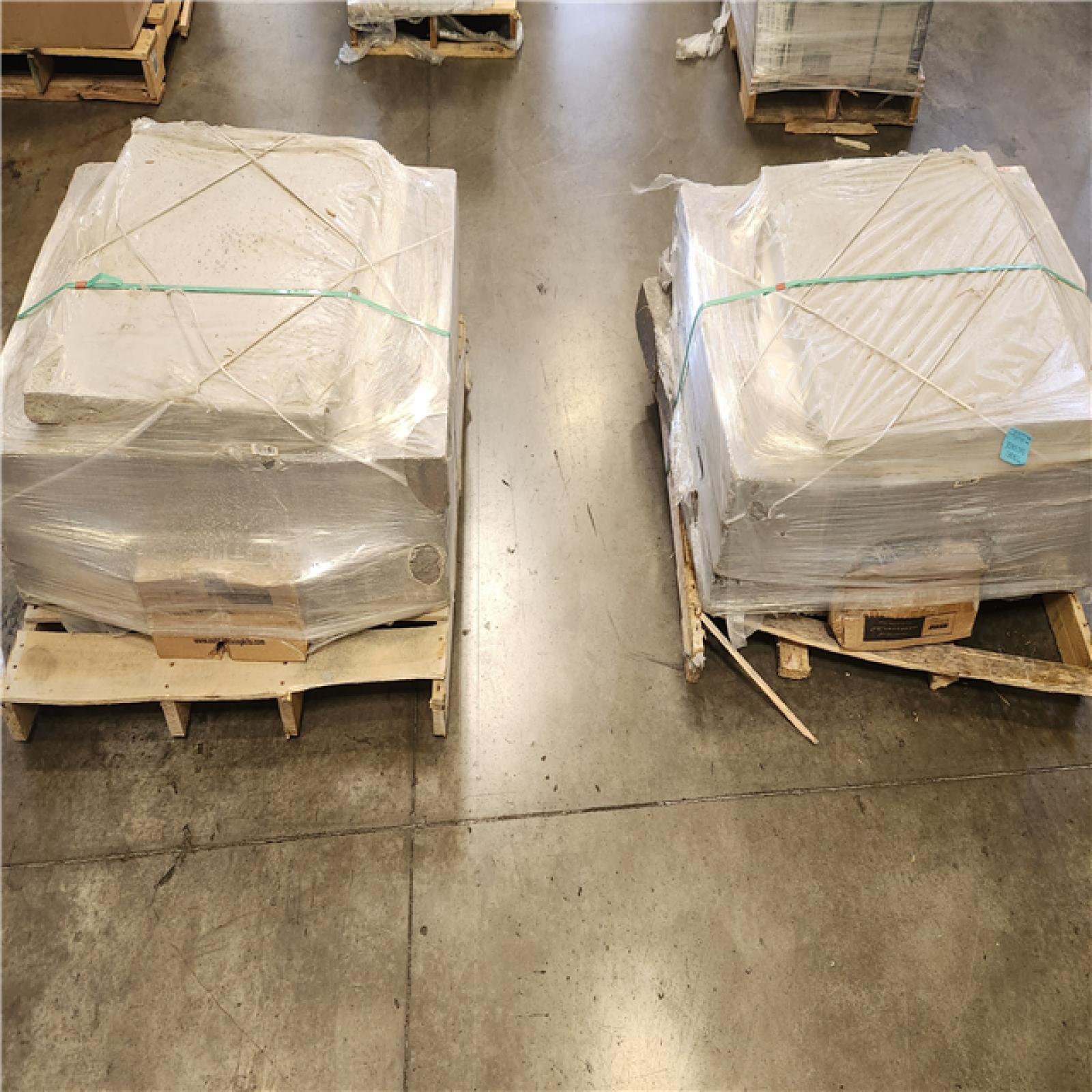 Phoenix Necessories 6 ft. Bluestone Lakeland Seat Wall Pallet