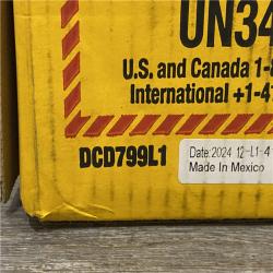 NEW - DEWALT ATOMIC 20-Volt Lithium-Ion Cordless 1/2 in. Compact Hammer Drill Kit