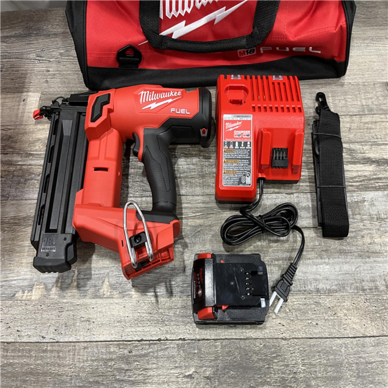AS-IS Milwaukee FUEL GEN II 18-Volt 18-Gauge Lithium-Ion Brushless Cordless Brad Nailer Kit