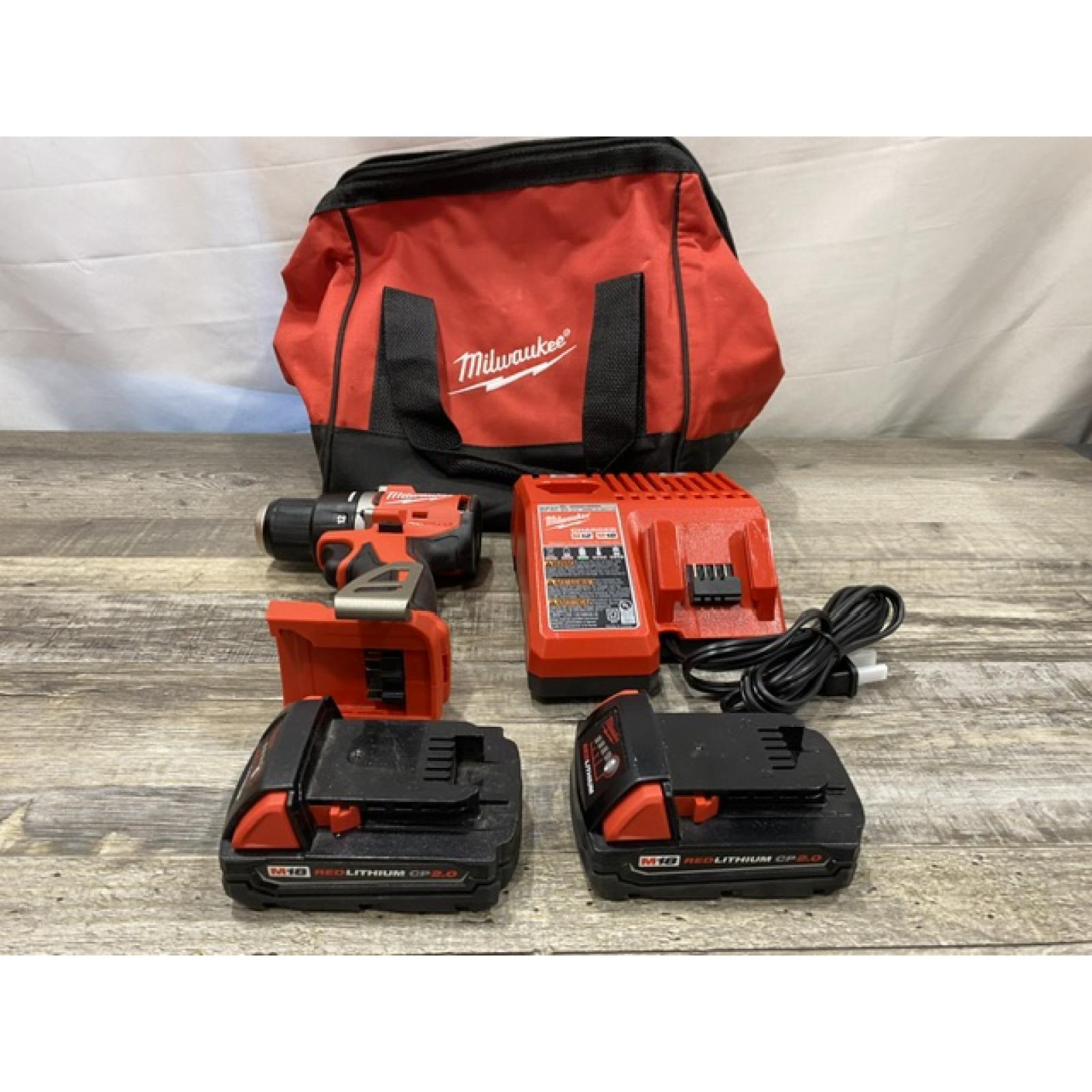AS-IS Milwaukee 18V Lithium-Ion Brushless Cordless 1/2 in. Compact Drill/Driver Kit