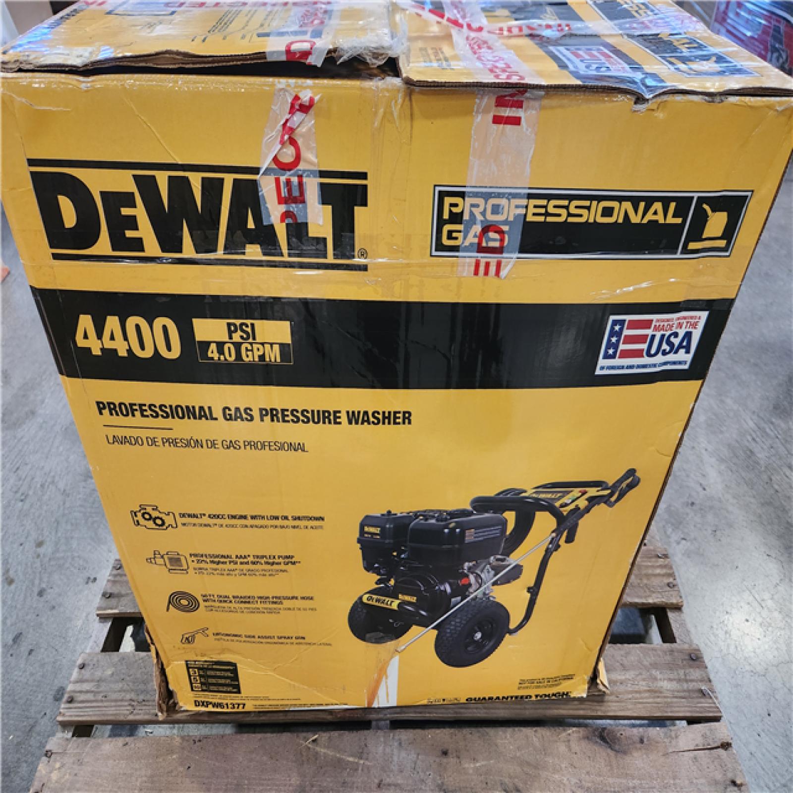 Phoenix DEWALT 4400 PSI 4.0 GPM Gas Pressure Washer with 420cc Engine  Triplex Pump  Commercial Cold Water Power Washer
