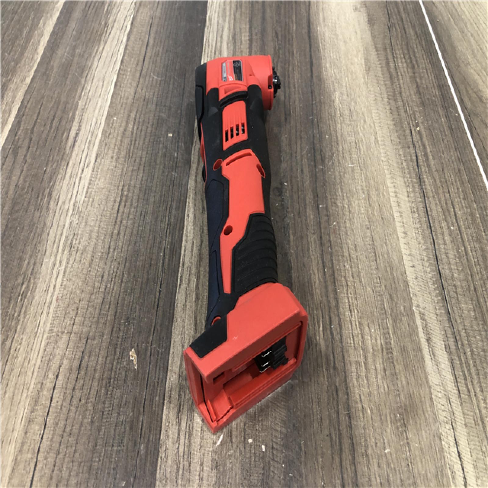 AS-IS Milwaukee M18 18V Lithium-Ion Cordless Oscillating Multi-Tool (Tool-Only)