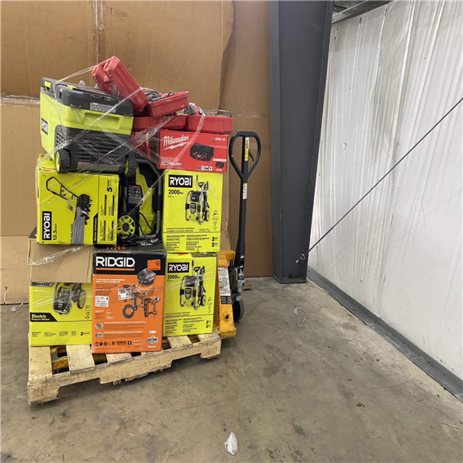 Houston Location AS IS - Tool Pallet