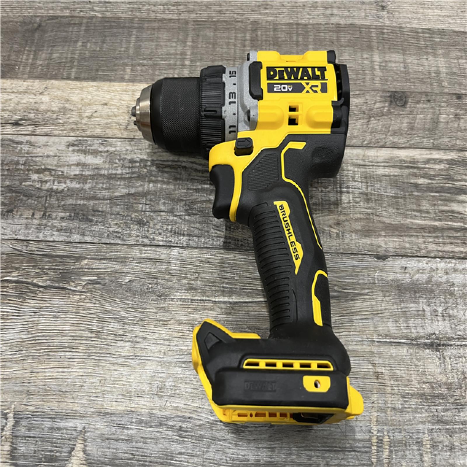 AS-IS DEWALT 20V XR Lithium-Ion Cordless Brushless 1/2 in. Drill/Driver Kit