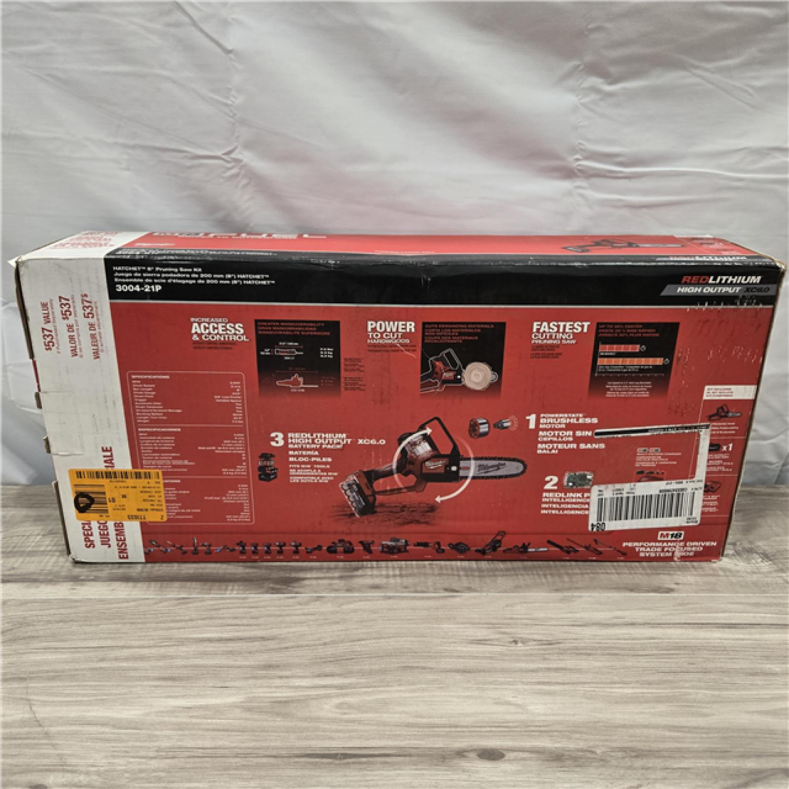 NEW! - Milwaukee M18 FUEL 18V Brushless HATCHET Pruning Saw Kit