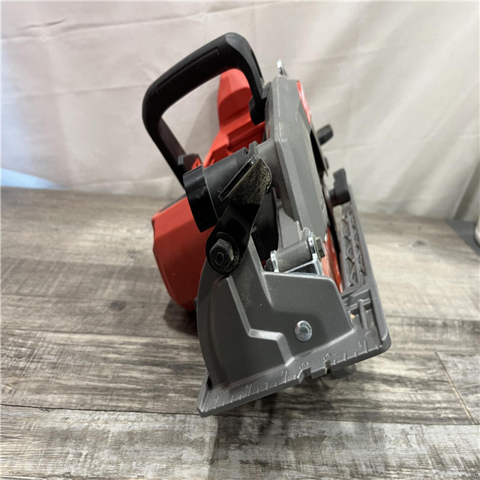 AS-IS Milwaukee FUEL 18V Lithium-Ion Cordless 7-1/4 in. Rear Handle Circular Saw (Tool-Only)