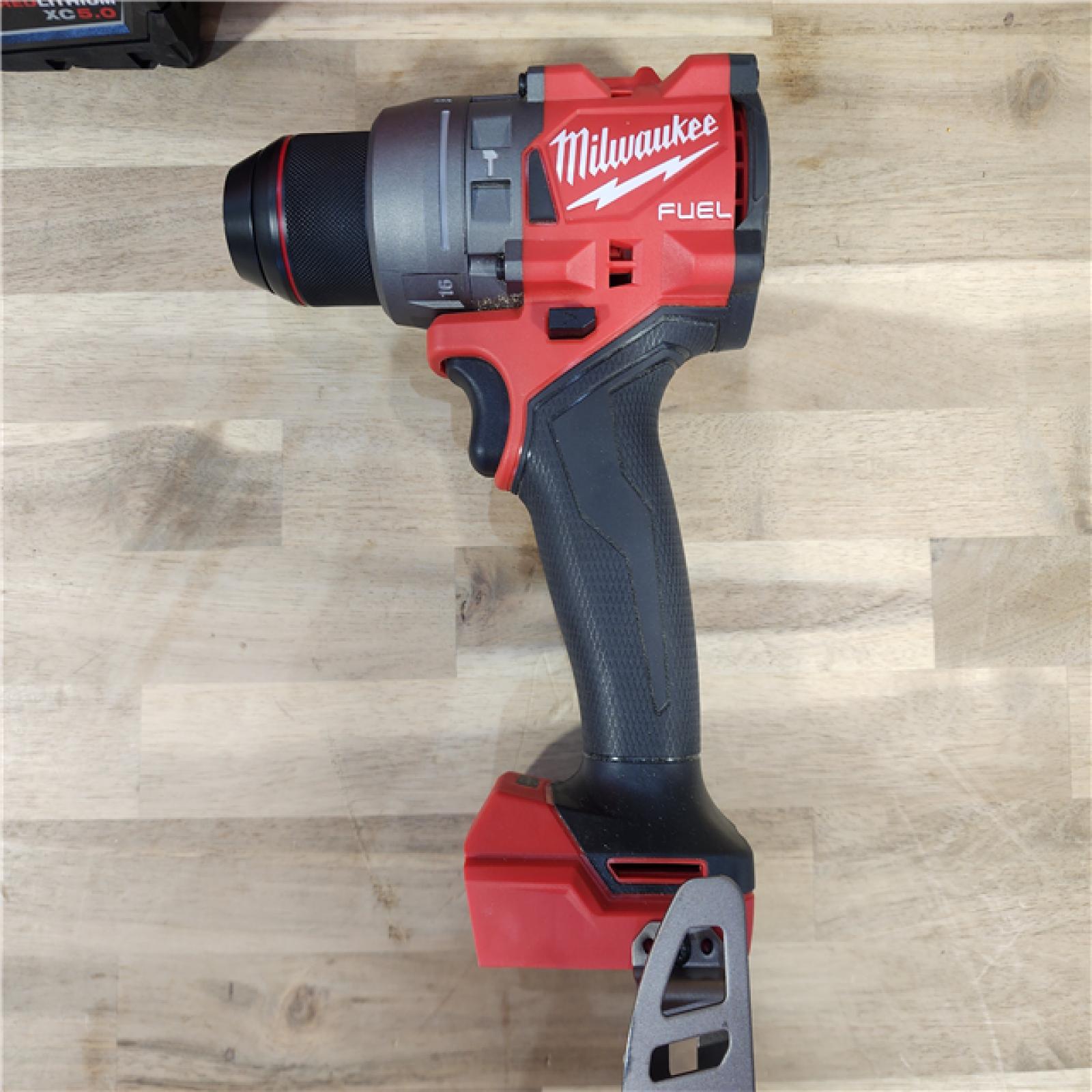 HOUSTON LOCATION - AS-IS Milwaukee 2904-22 Hammer Drill Driver Kit with Batteries  Charger & Tool Case  Red