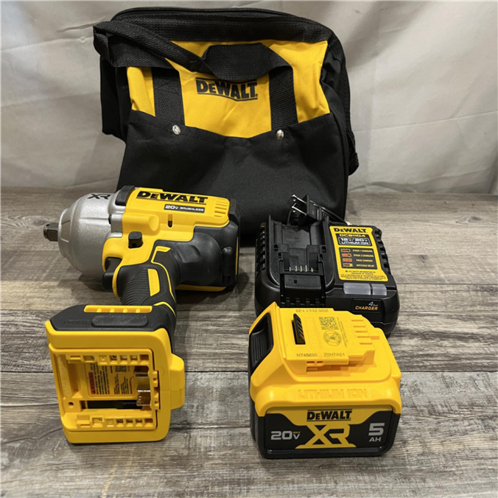 AS-IS DEWALT 20V MAX Lithium-Ion Cordless 1/2 in. Impact Wrench Kit