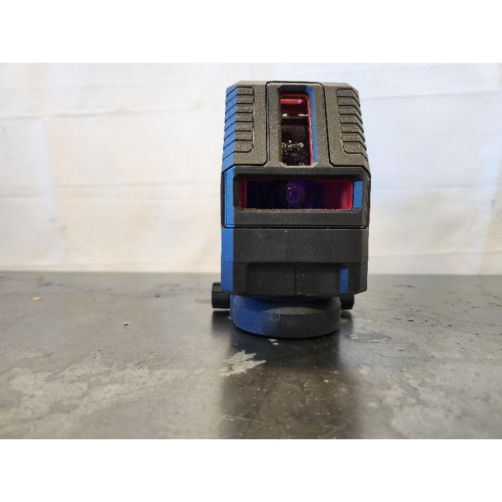 AS-IS- Milwaukee- Green Beam Laser Cross Line Plumb Point Rechargeable USB Kit