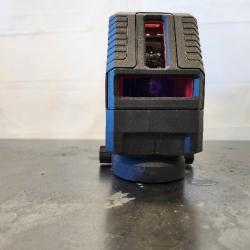 AS-IS- Milwaukee- Green Beam Laser Cross Line Plumb Point Rechargeable USB Kit