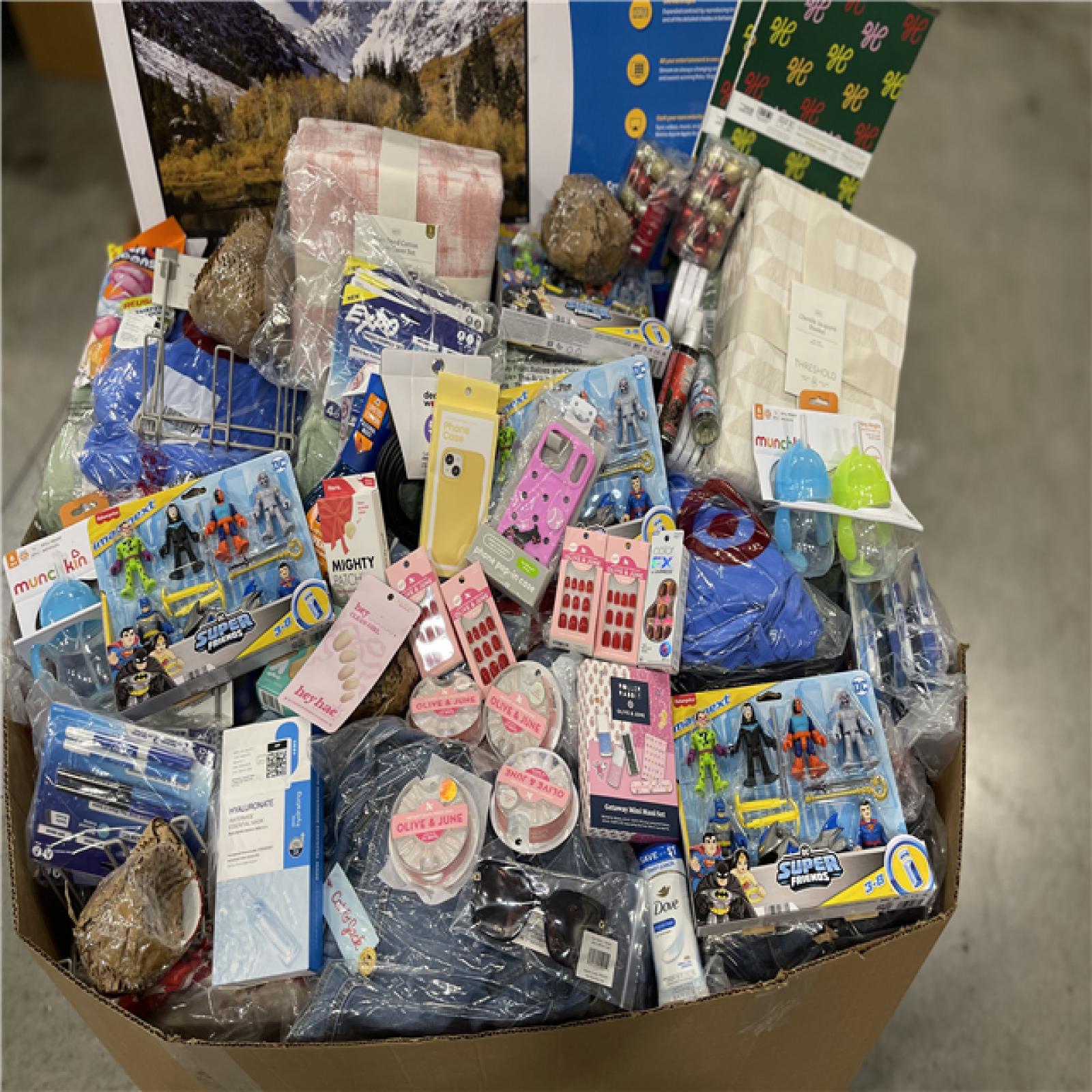 DALLAS LOCATION- NEW!- BULLSEYE MIXED PALLET