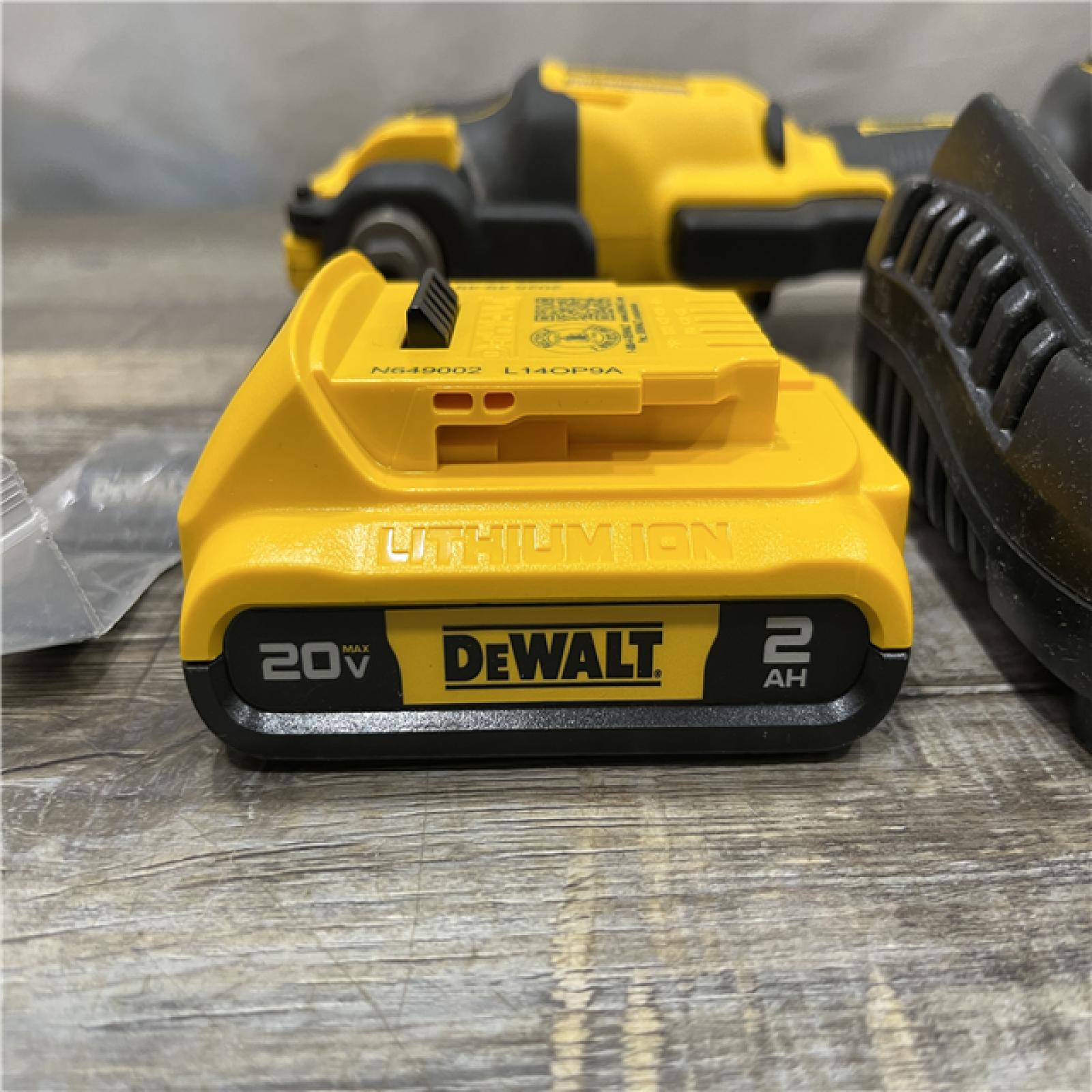 AS-IS DEWALT ATOMIC 20V MAX Cordless Brushless Oscillating Multi Tool Kit