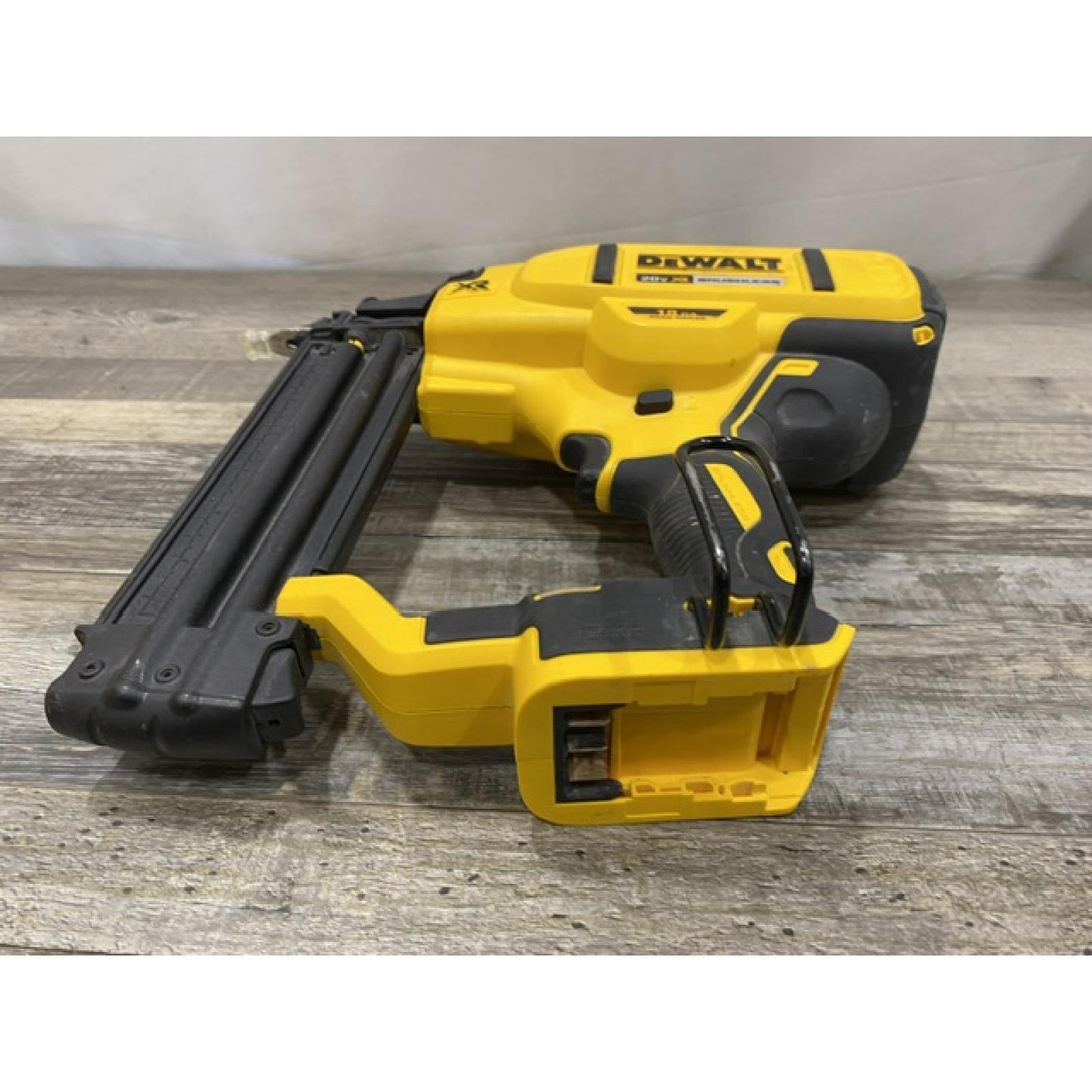 AS-IS DEWALT 20V MAX XR Lithium-Ion Electric Cordless 18-Gauge Brad Nailer (Tool Only)