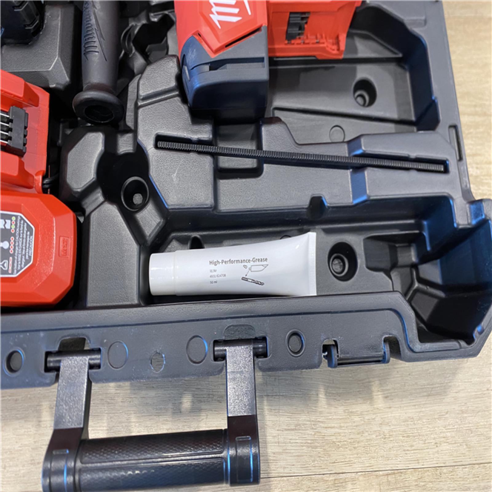 AS-IS Milwaukee FUEL 18V Lithium-Ion Brushless 1 in. Cordless SDS-Plus Rotary Hammer Kit