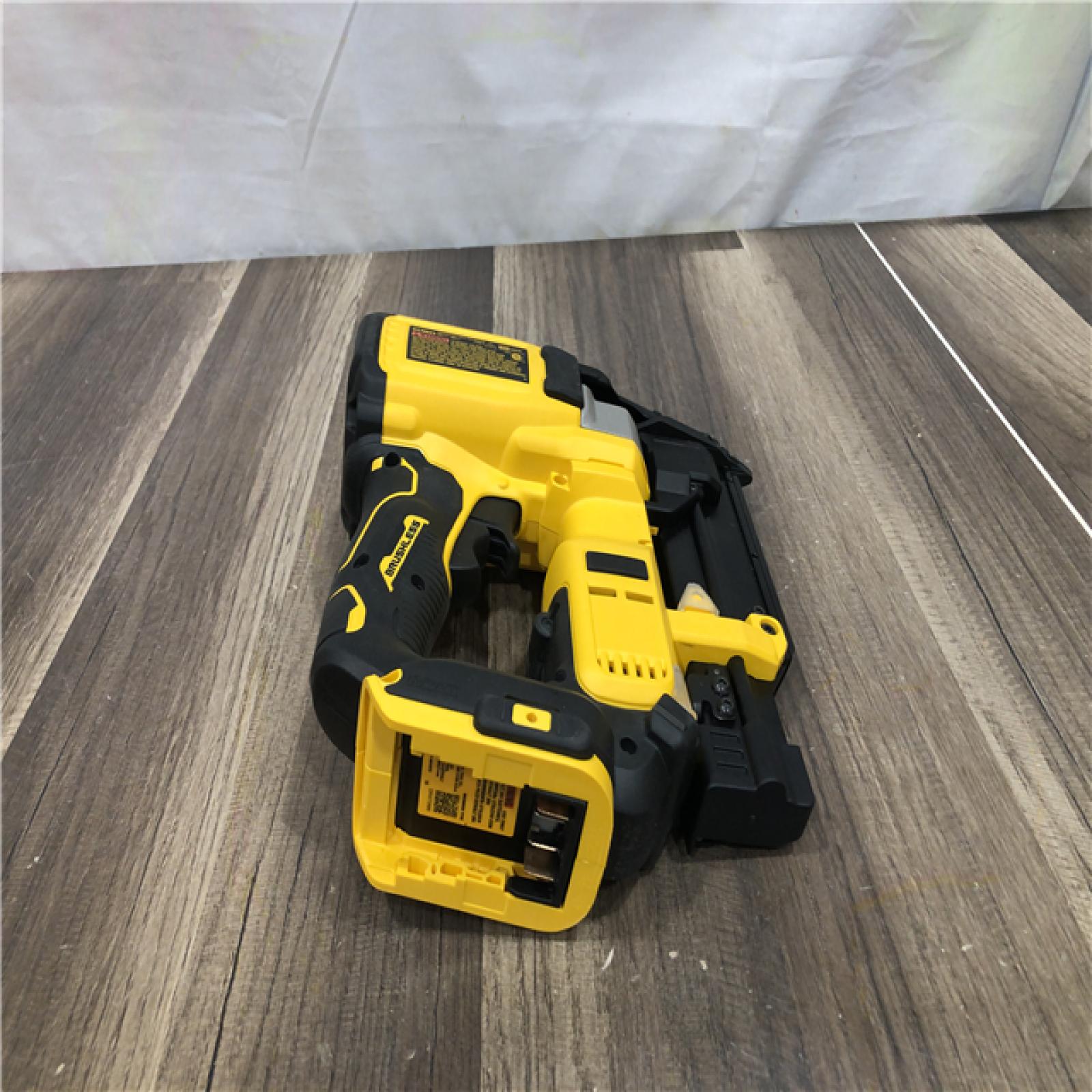 AS-IS DEWALT ATOMIC 20V MAX Lithium Ion Cordless 23 Gauge Pin Nailer Tool Only