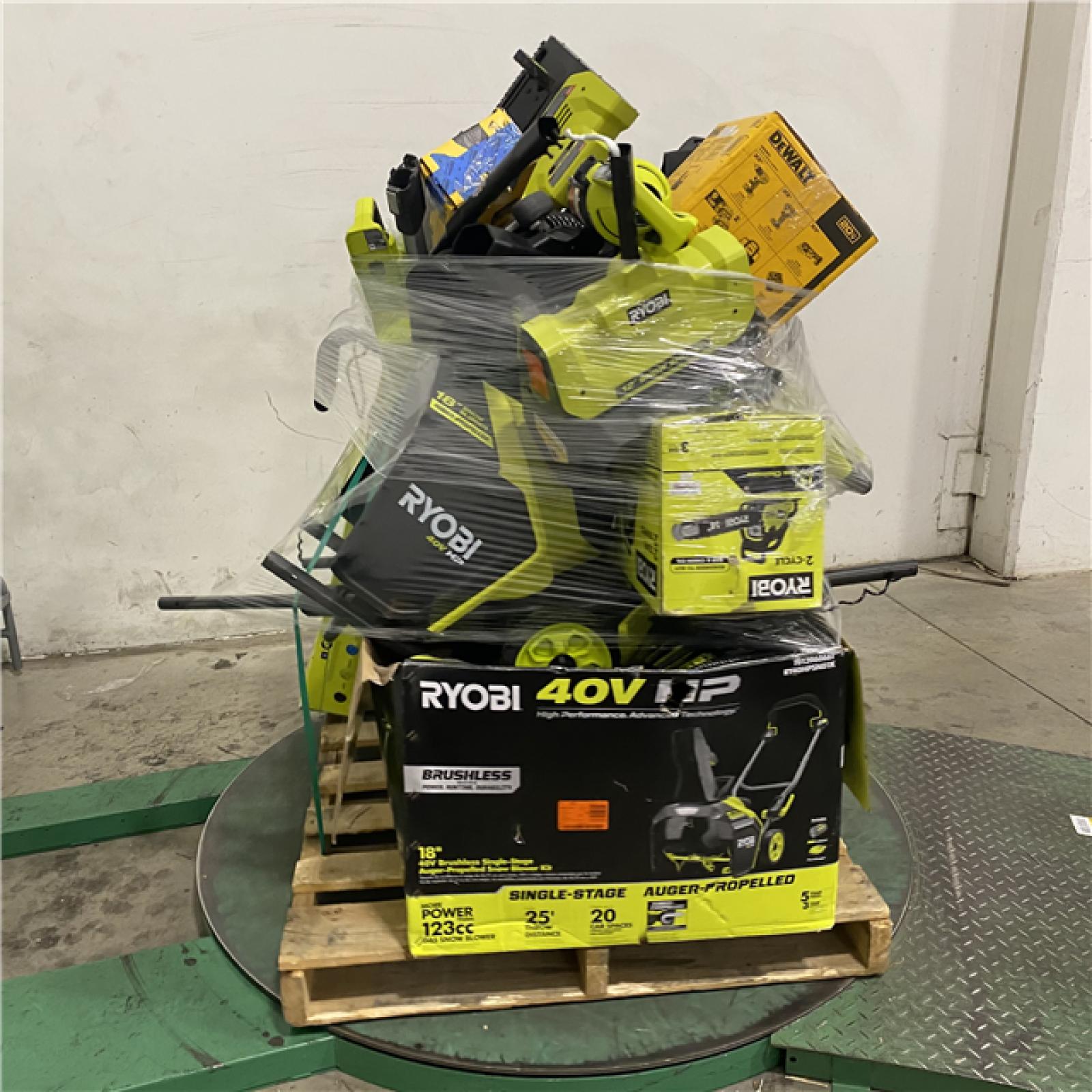 Dallas Location - As-Is Tool Pallet