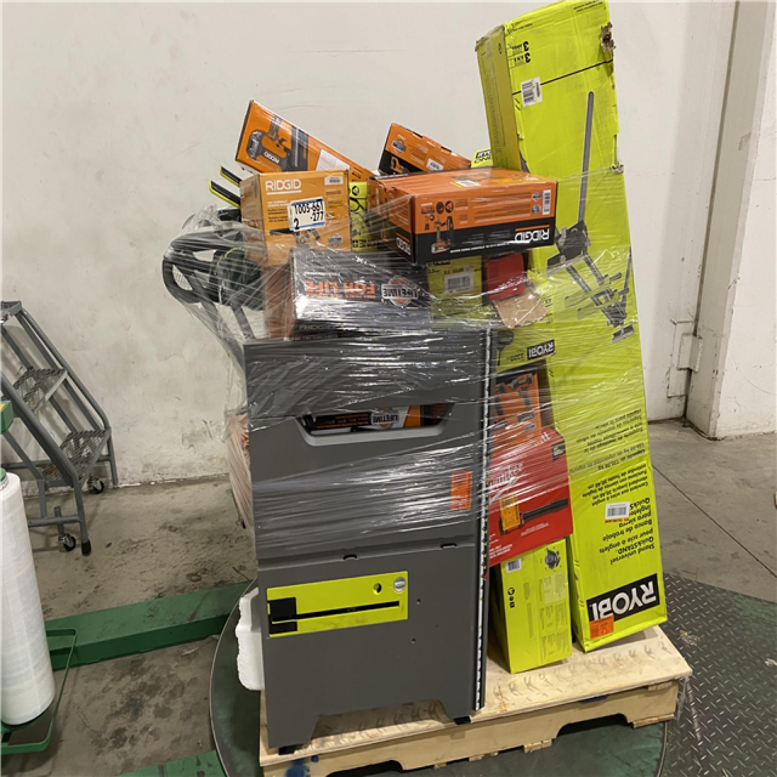 Dallas Location - As-Is Tool Pallet