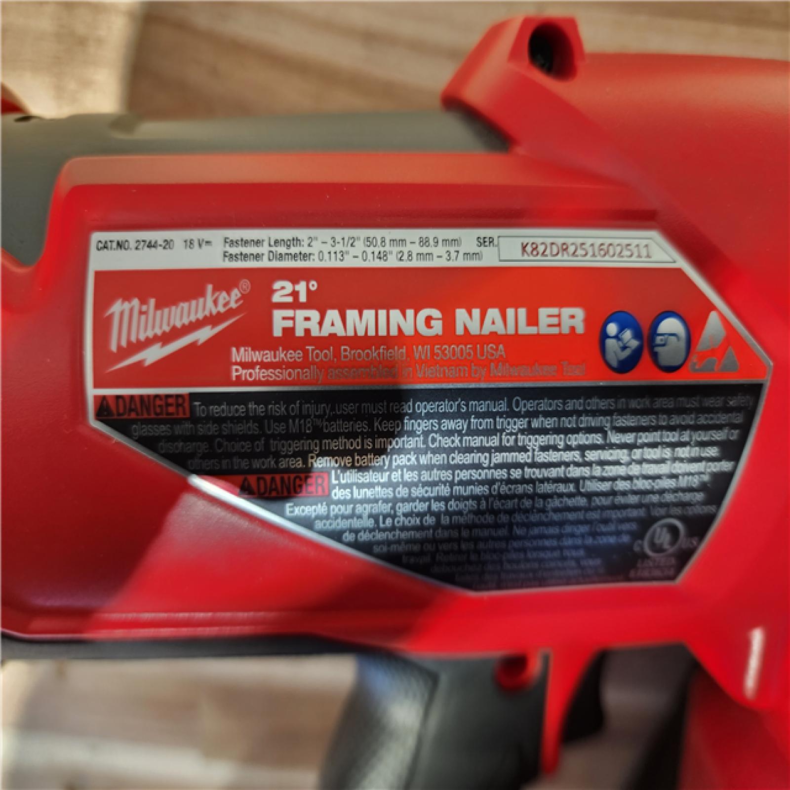 HOUSTON LOCATION - AS-IS (APPEARS LIKE NEW) Milwaukee 2744-20 M18 FUEL 3-1/2 in. 18V 21-Degree Lithium-Ion Brushless Cordless Framing Nailer (Tool-Only)