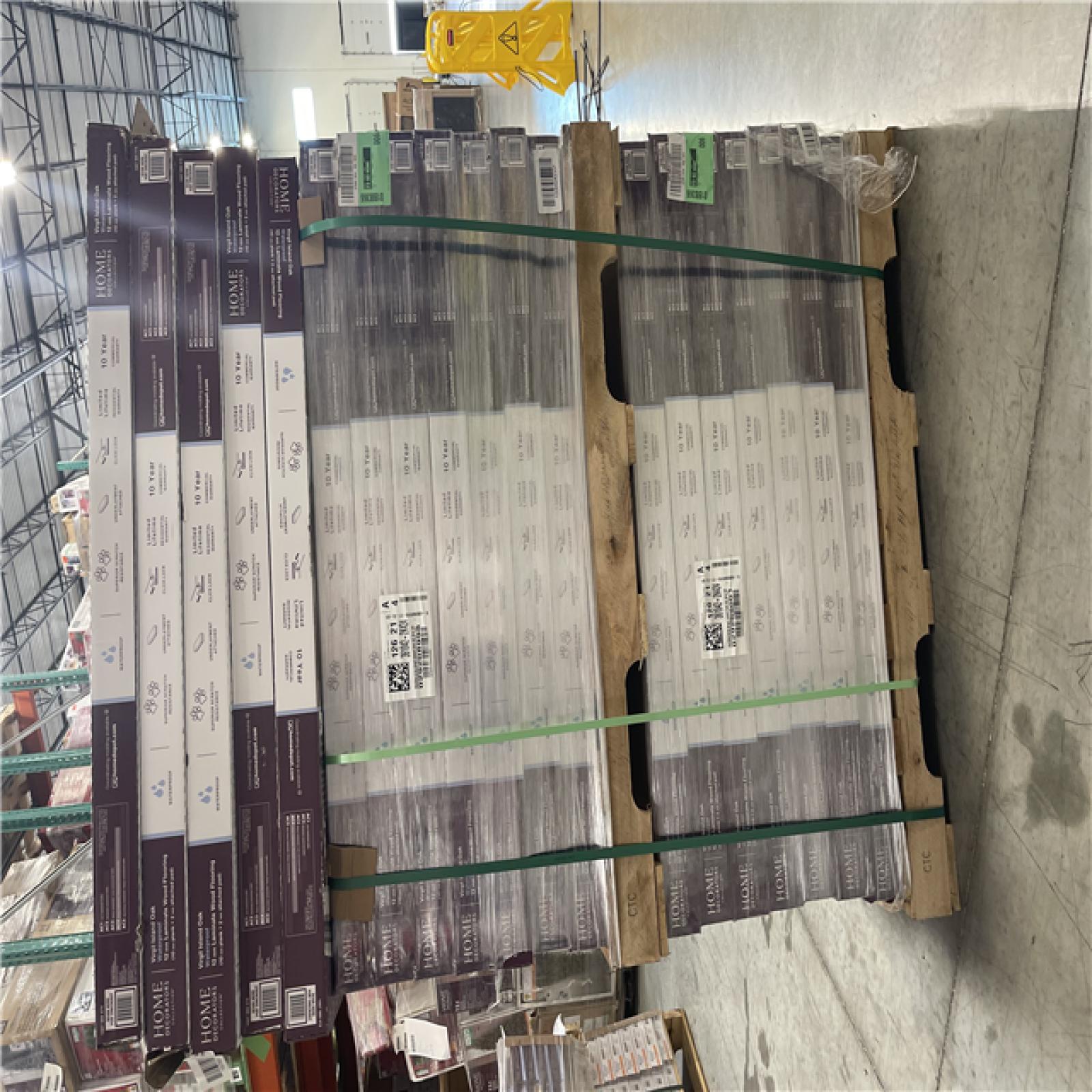 DALLAS LOCATION- Home Decorators Collection Virgil Island Oak 12 mm T x 8 in. W Waterproof Laminate Wood Flooring (15.9 sqft/case) PALLET (57 cases)