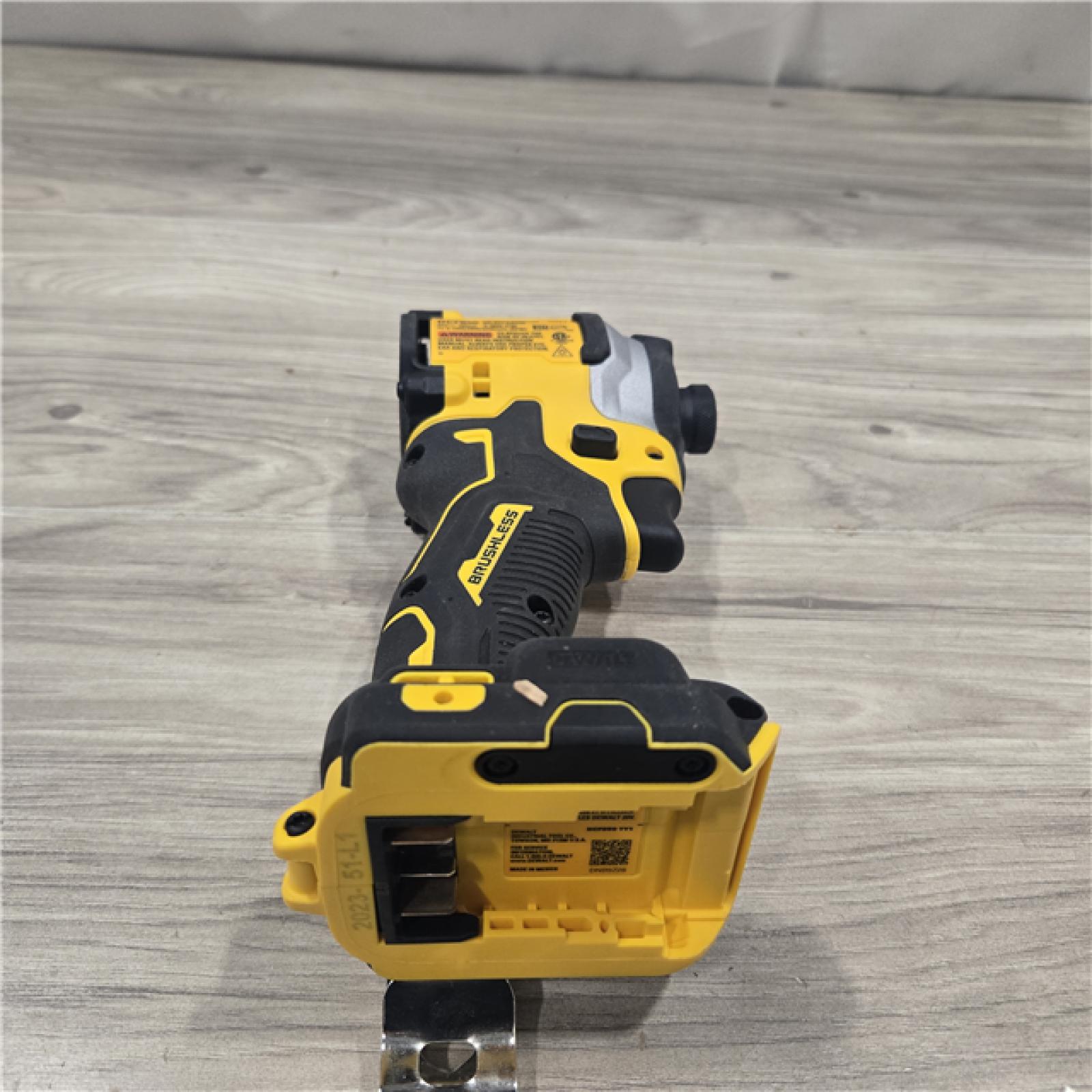 AS-IS DeWalt DCF850B 20V Cordless Compact 1/4 Impact Driver (Tool Only)