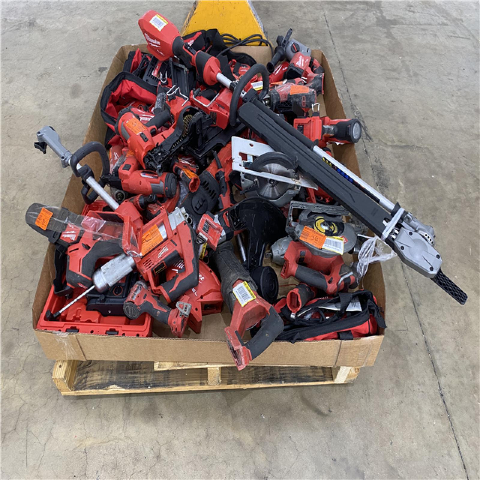 Houston Location AS IS - Tool Pallet
