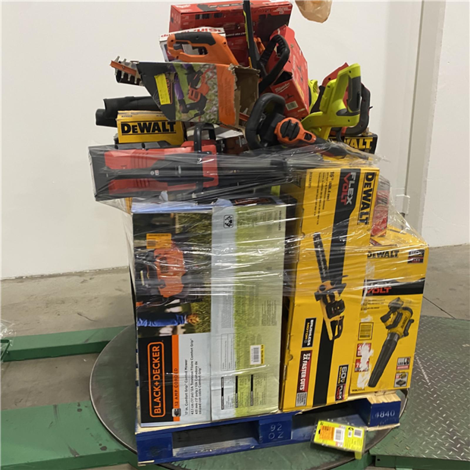 Dallas Location - As-Is Tool Pallet