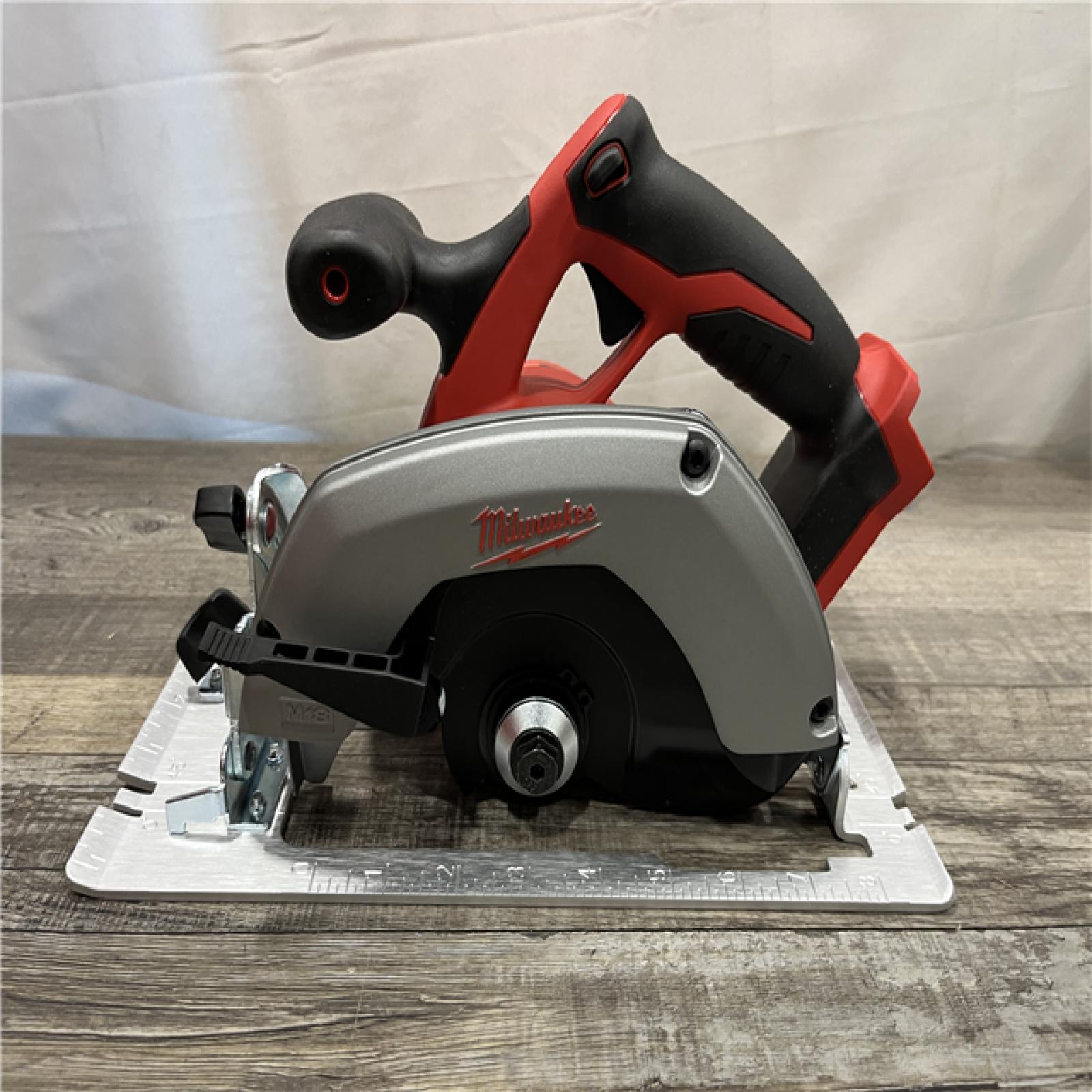 AS-IS Milwaukee 18V Lithium-Ion Cordless 6-1/2 in. Circular Saw (Tool-Only)