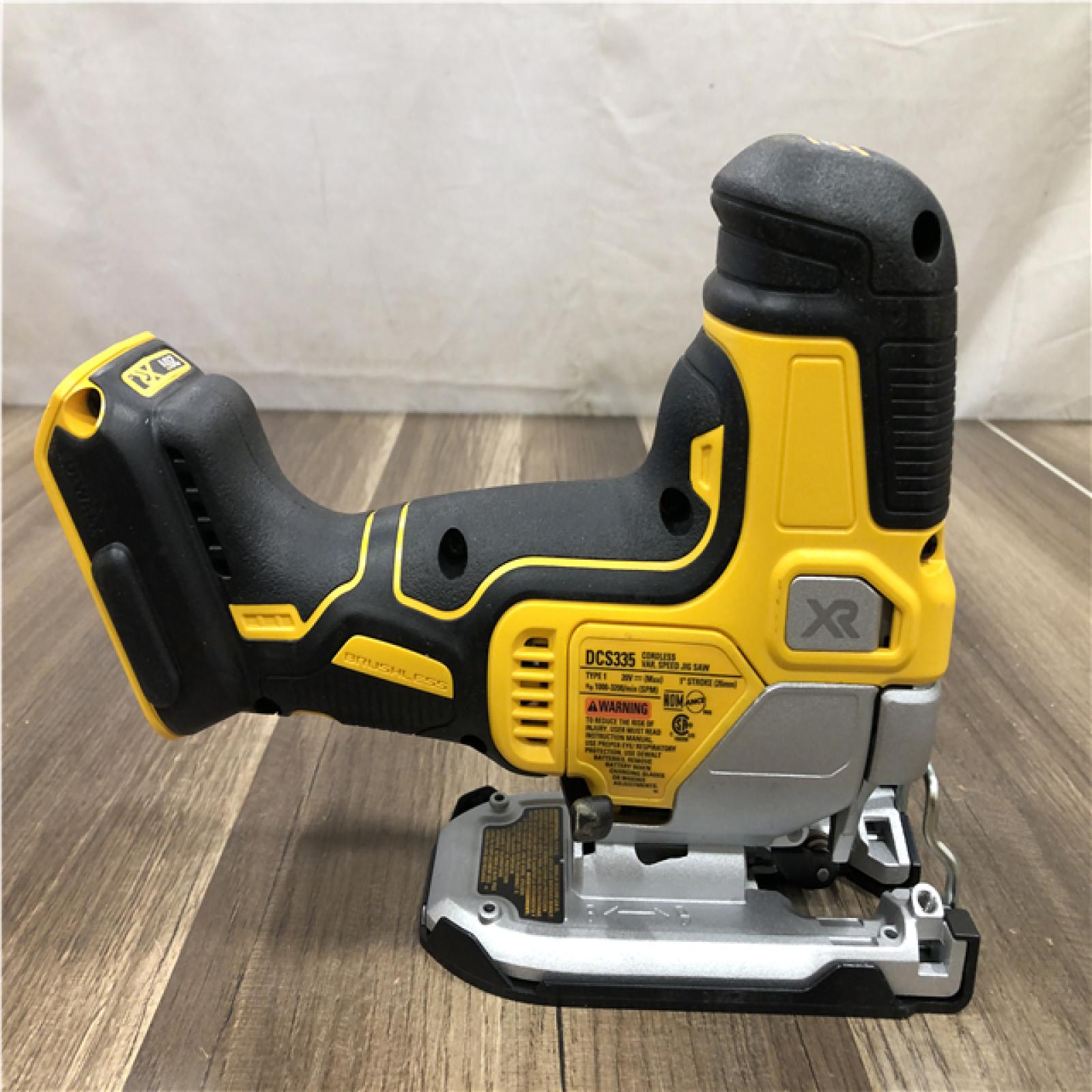 AS-IS DEWALT 20V MAX XR Cordless Barrel Grip Jigsaw (Tool Only)