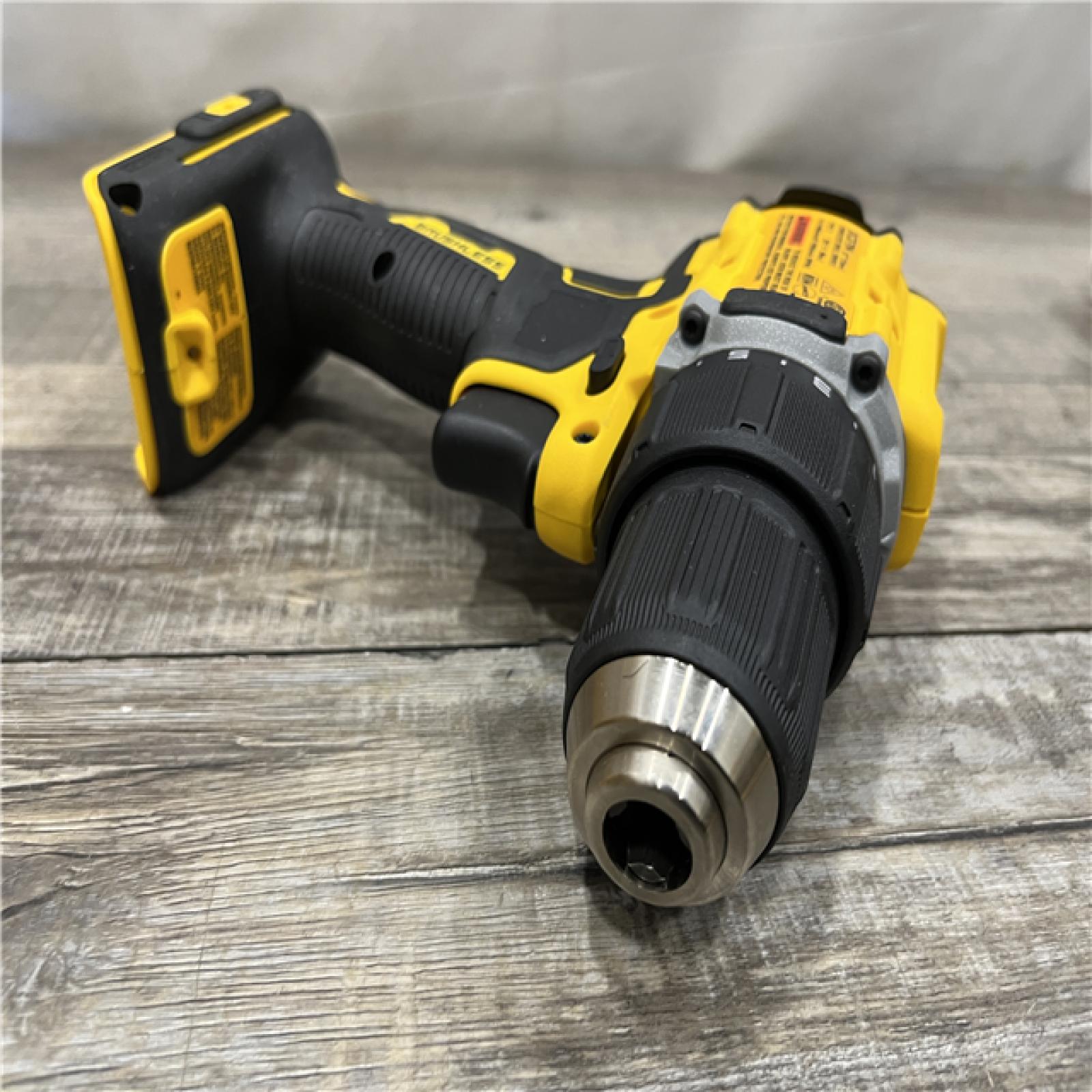AS-IS DEWALT Atomic 20V Lithium-Ion Cordless Compact 1/2 in. Drill/Driver Kit