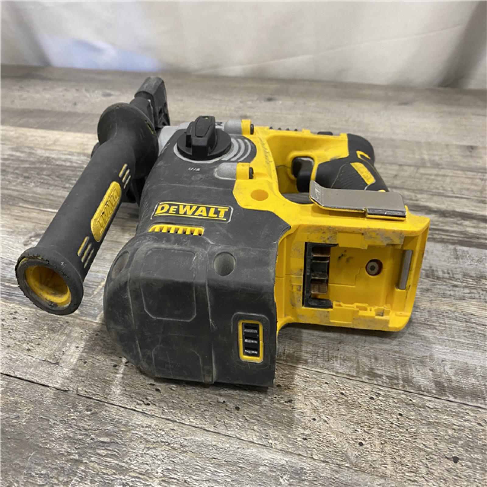 AS-IS DEWALT 20V MAX XR Cordless Brushless 1 in. SDS Plus L-Shape Rotary Hammer (Tool Only)