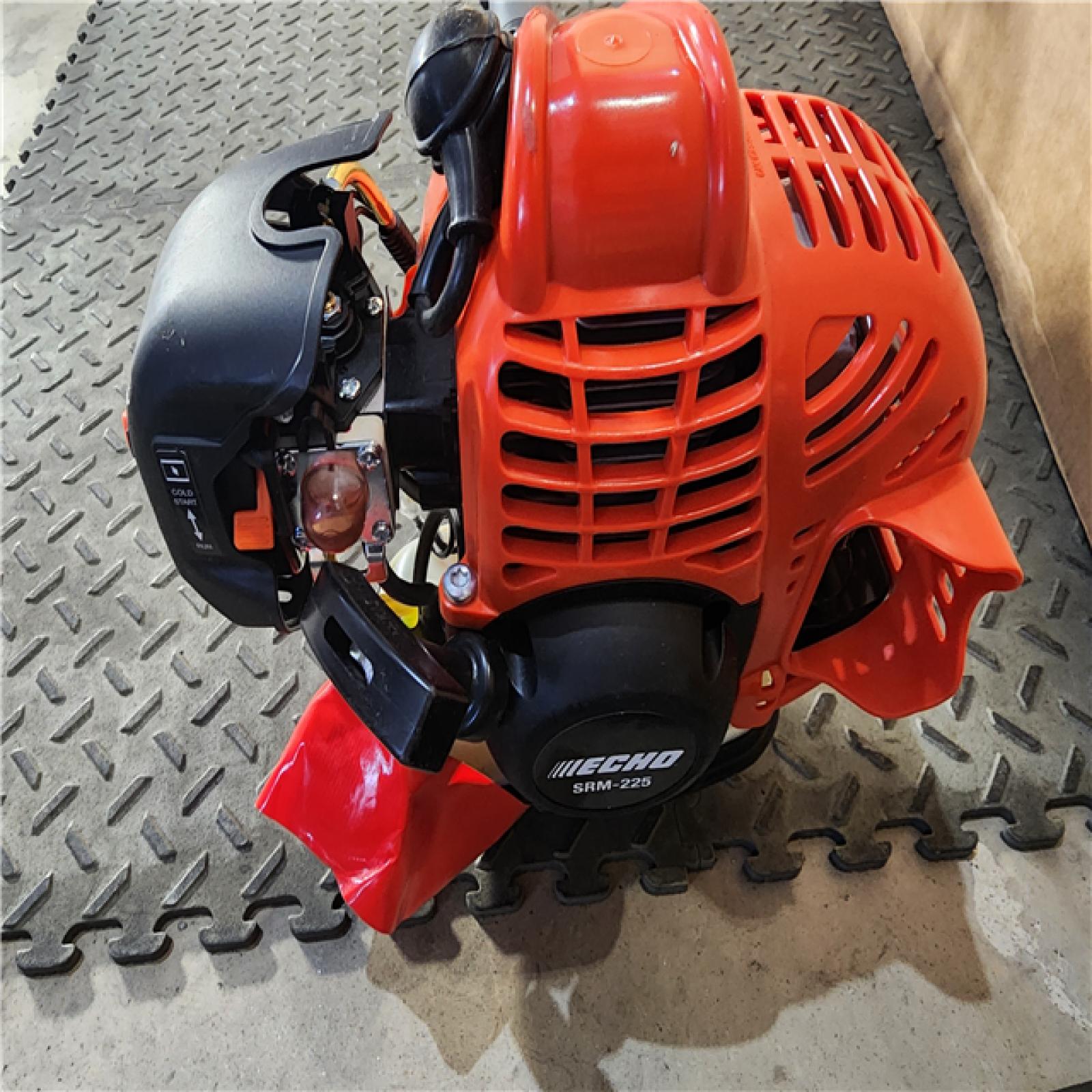 HOUSTON LOCATION - AS-IS Echo SRM-225 21.2cc 2 Stroke Fuel Efficient Durable Gas Straight Shaft Trimmer