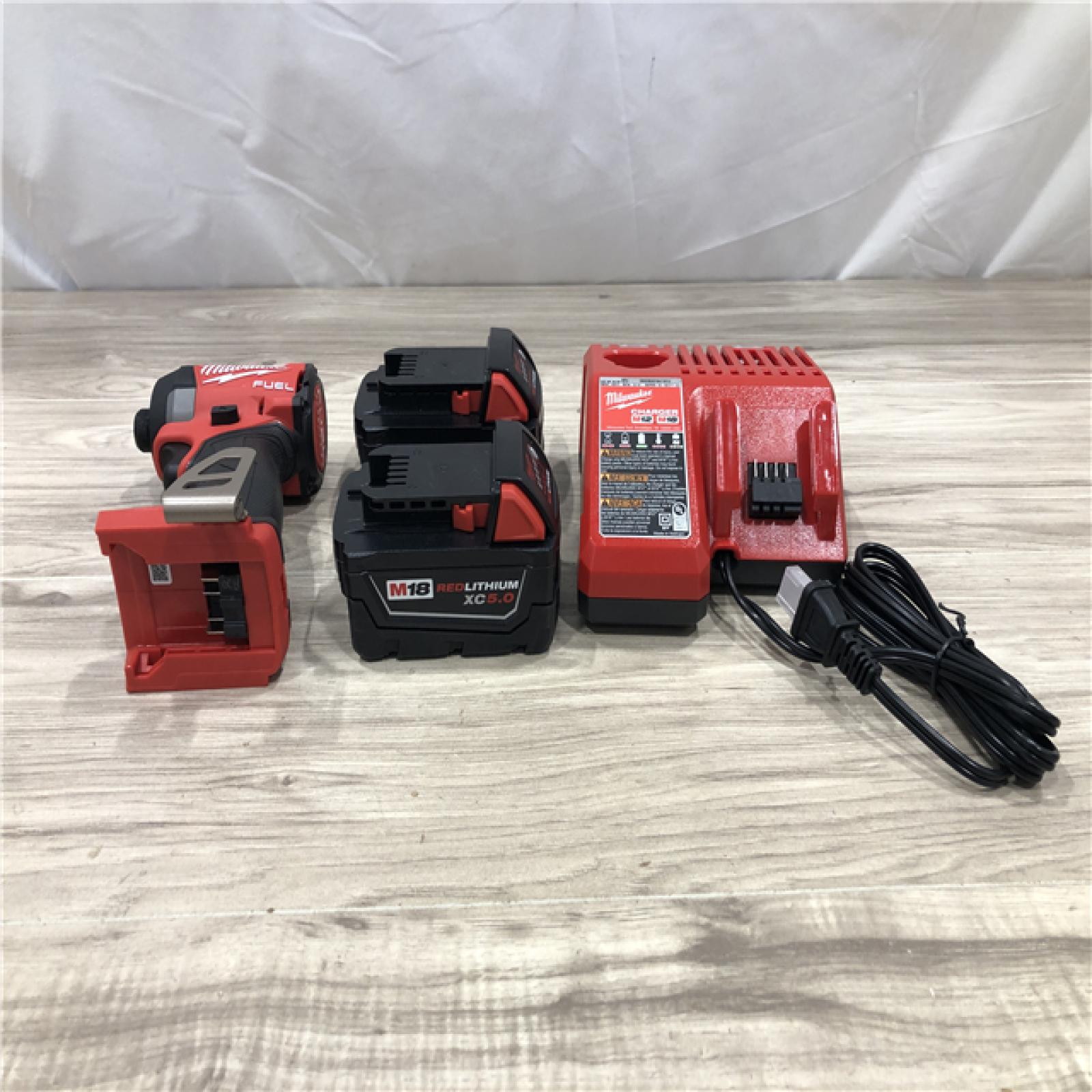 AS-IS Milwaukee 2953-22 M18 FUEL 1/4 Hex Impact Driver Kit
