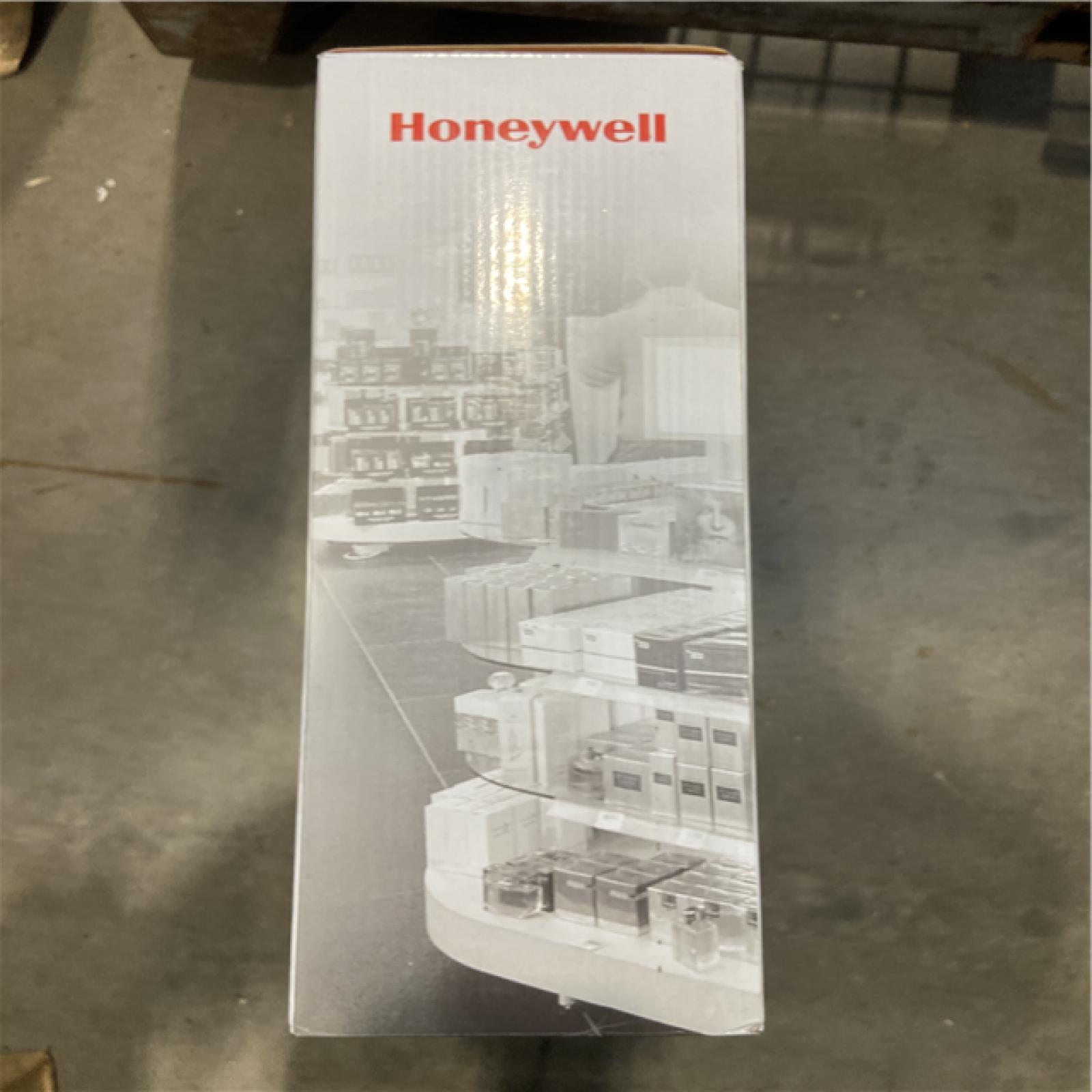 NEW! - Honeywell HN35160210C 35 Series 4K 16-Channel MAXPRO Cloud Ready Embedded NVR, 2HD, NDAA Compliant, 10TB HDD