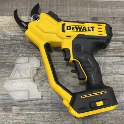 AS-IS DEWALT 20V MAX Cordless Battery Powered Pruner Kit
