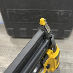AS-IS DEWALT 18-Gauge Pneumatic Brad Nailer