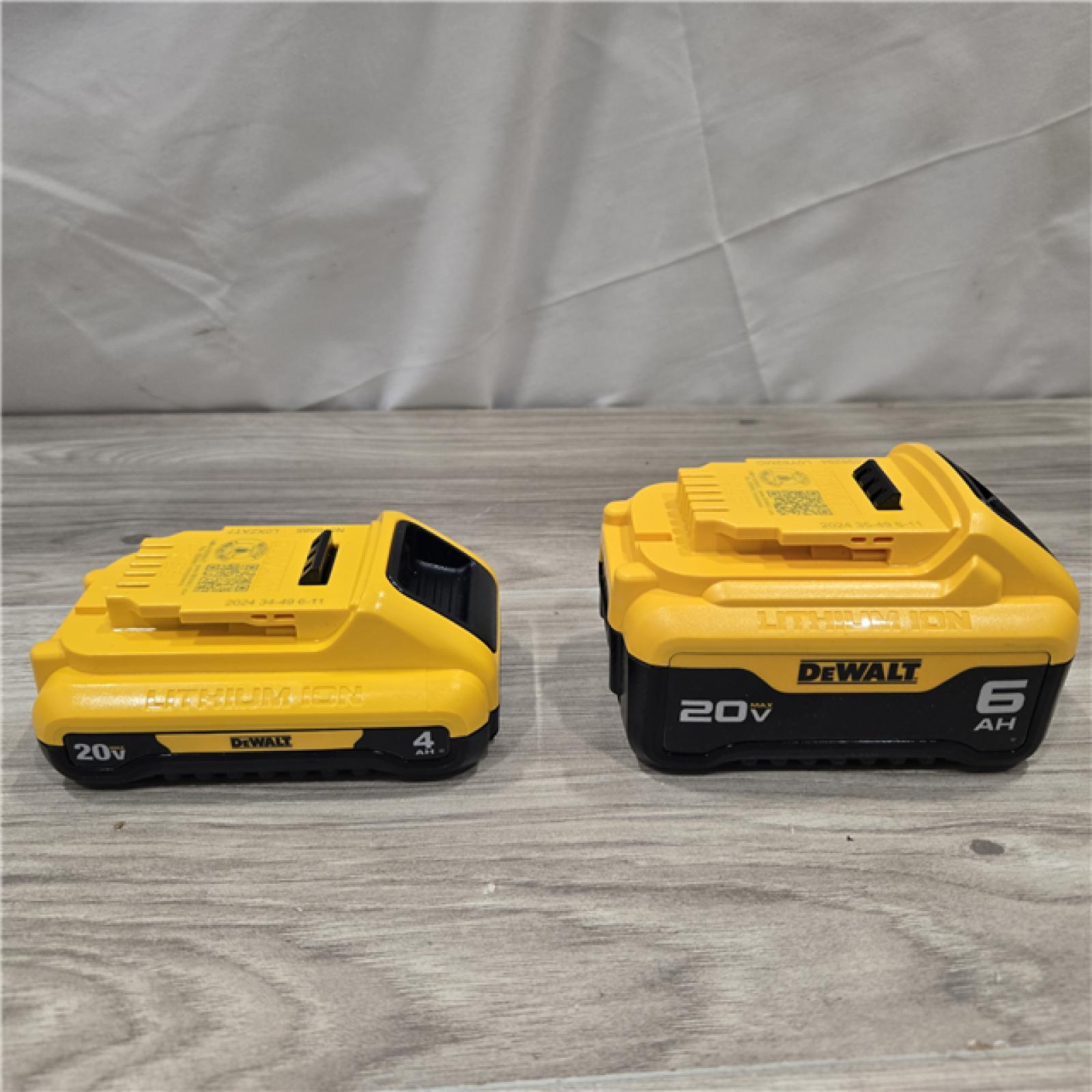 AS-IS DEWALT 20V MAX Lithium-Ion 6.0Ah and 4.0Ah Battery and Charger Starter Kit