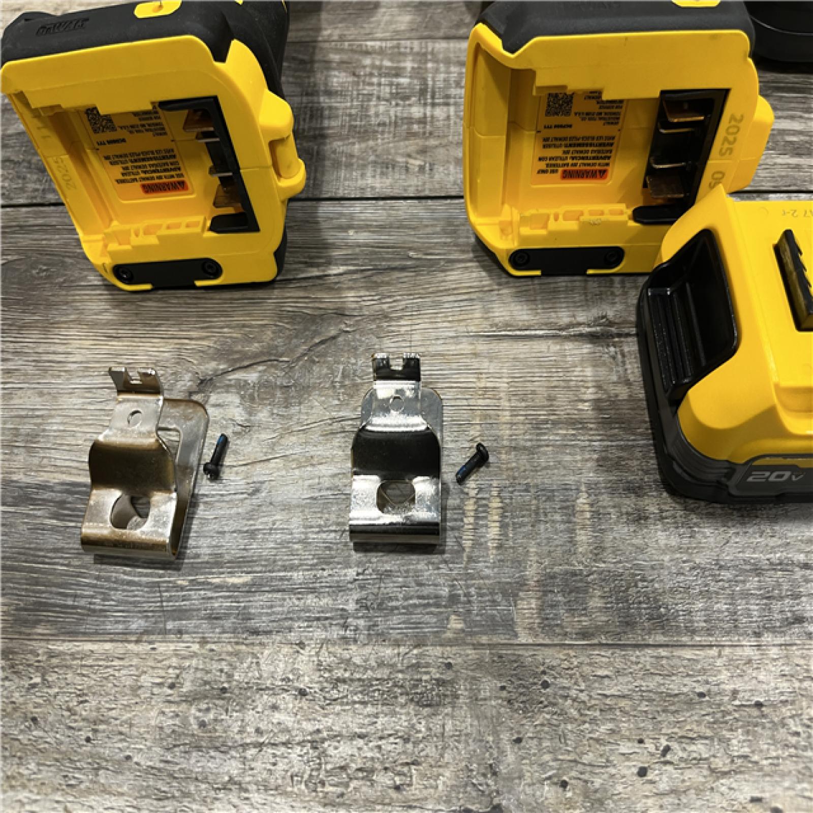 AS-IS DEWALT 20V XR Lithium-Ion Cordless 2-Tool Combo Kit