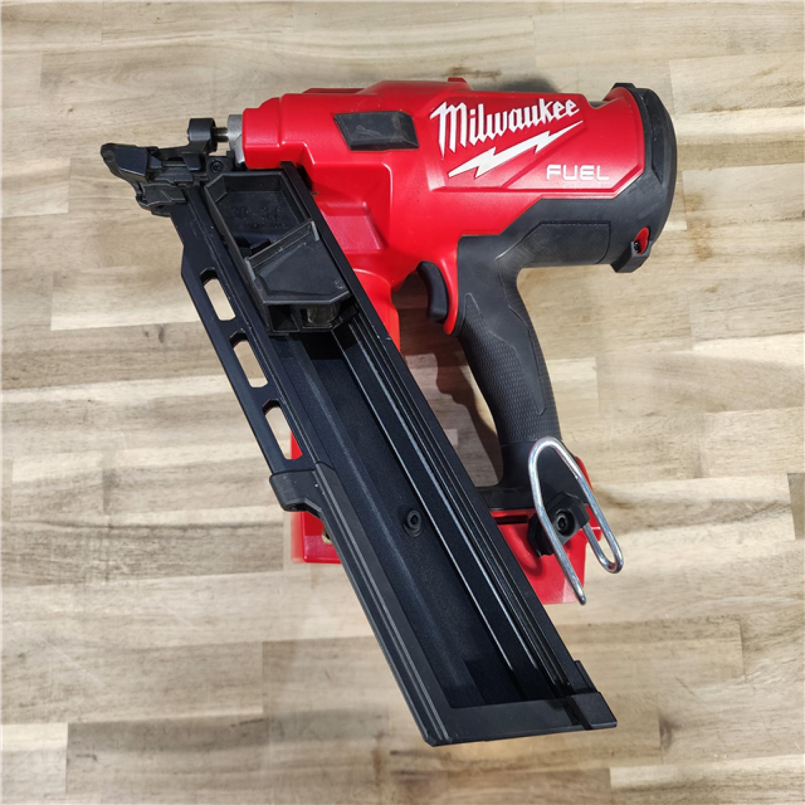 HOUSTON LOCATION - AS-IS M18 FUEL 3-1/2 in. 18-Volt 30-Degree Lithium-Ion Brushless Cordless Framing Nailer (Tool-Only)