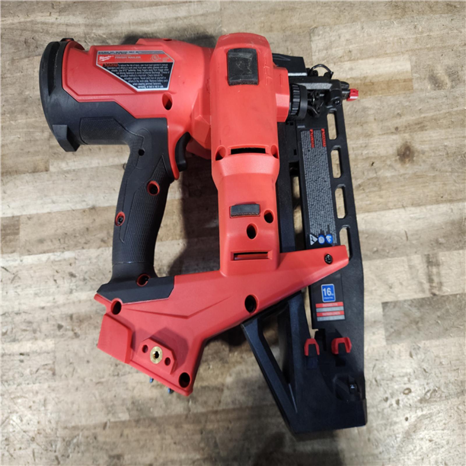HOUSTON LOCATION - AS-IS Milwaukee FUEL 18-Volt Lithium-Ion Brushless Cordless Gen ll 16-Gauge Straight Finish Nailer (Tool Only)