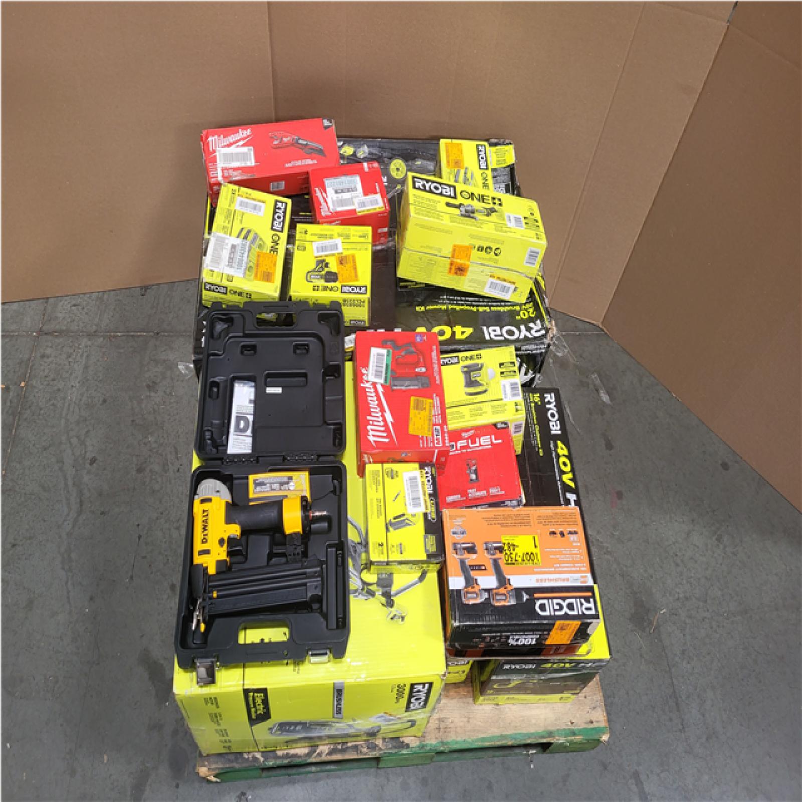 CALIFORNIA AS-IS TOOL PALLET