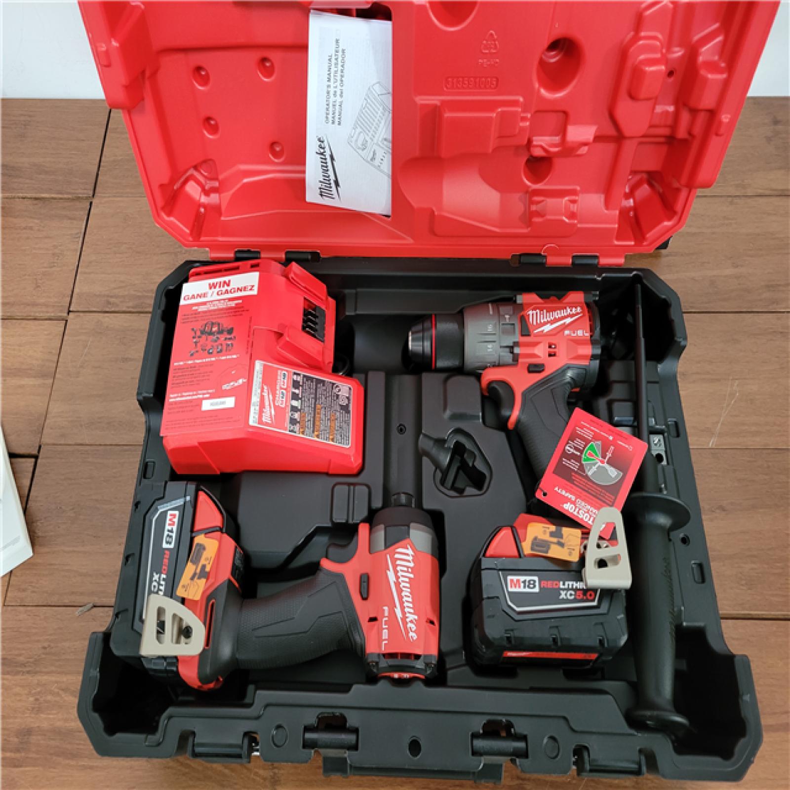 California NEW Milwaukee M18 2-Tool Kit Combo Kit  Includes (2) Batteries  Charger & Hard Case
