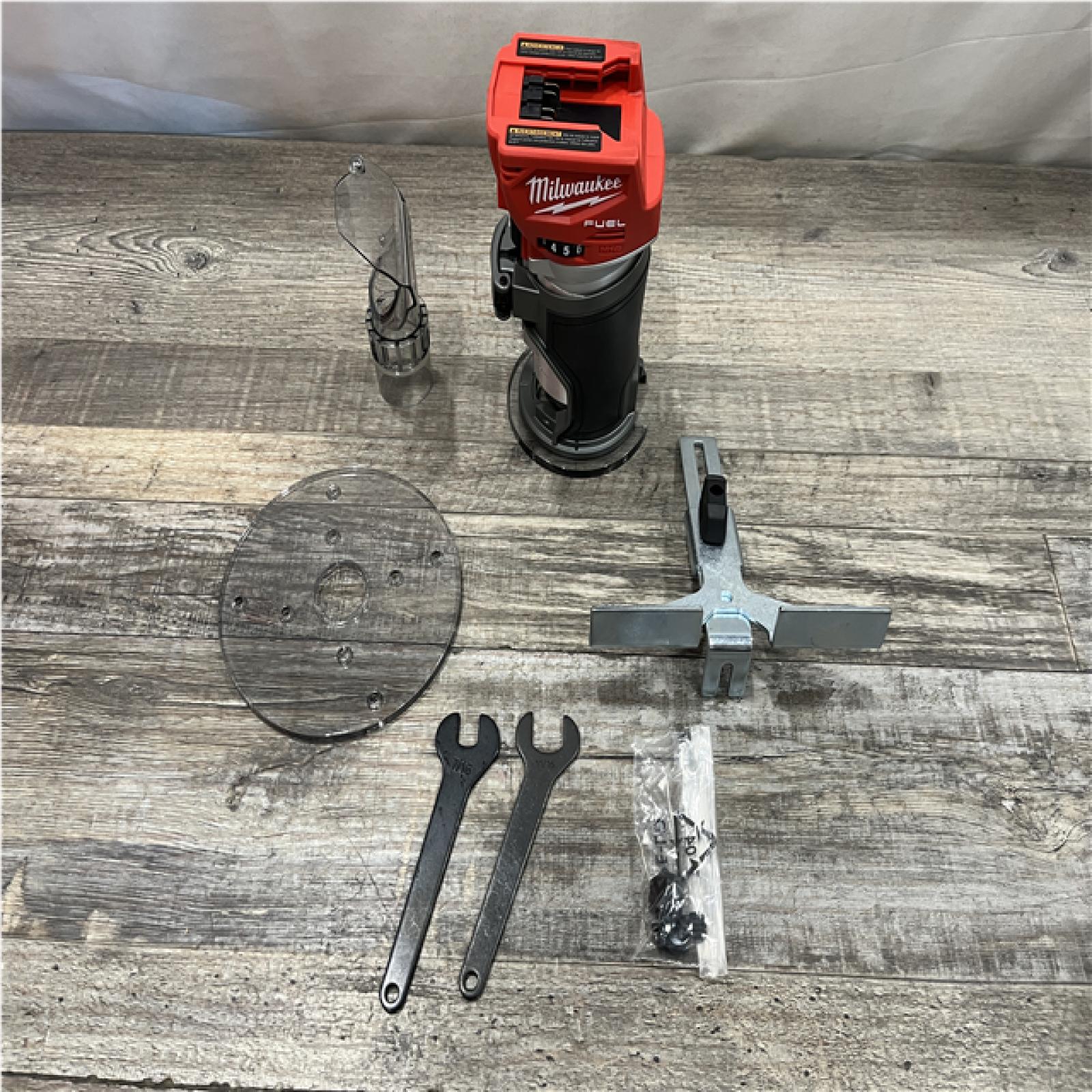 AS-IS Milwaukee FUEL 18V Lithium-Ion Brushless Cordless Compact Router (Tool-Only)