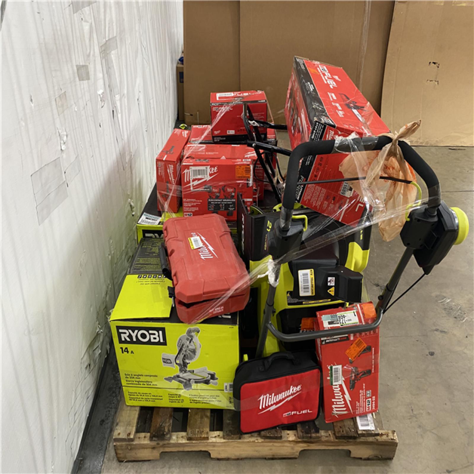 Houston Location AS IS - Tool Pallet