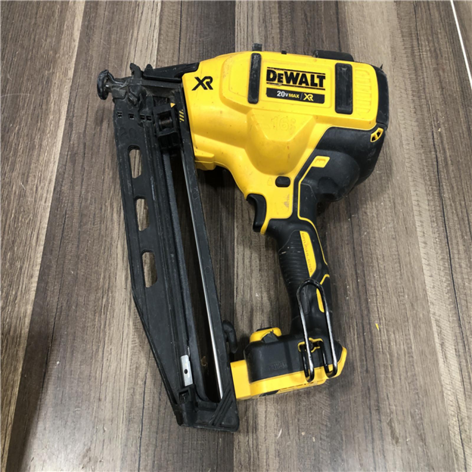 AS-IS DEWALT 20V MAX XR Lithium-Ion Electric Cordless 16-Gauge Angled Finishing Nailer (Tool Only)