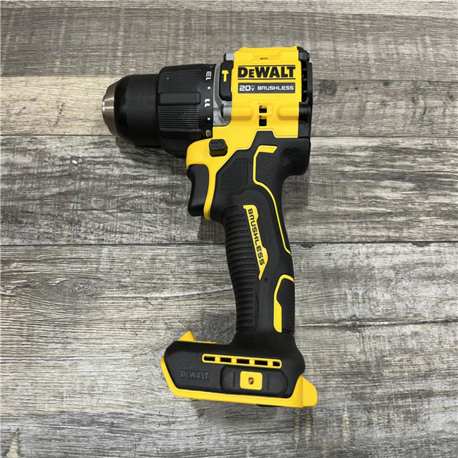 AS-IS DEWALT ATOMIC 20V Lithium-Ion Cordless 1/2 in. Hammer Drill Kit