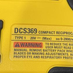 AS-IS DEWALT Atomic 20-Volt Maximum Cordless Brushless Compact Reciprocating Saw Kit