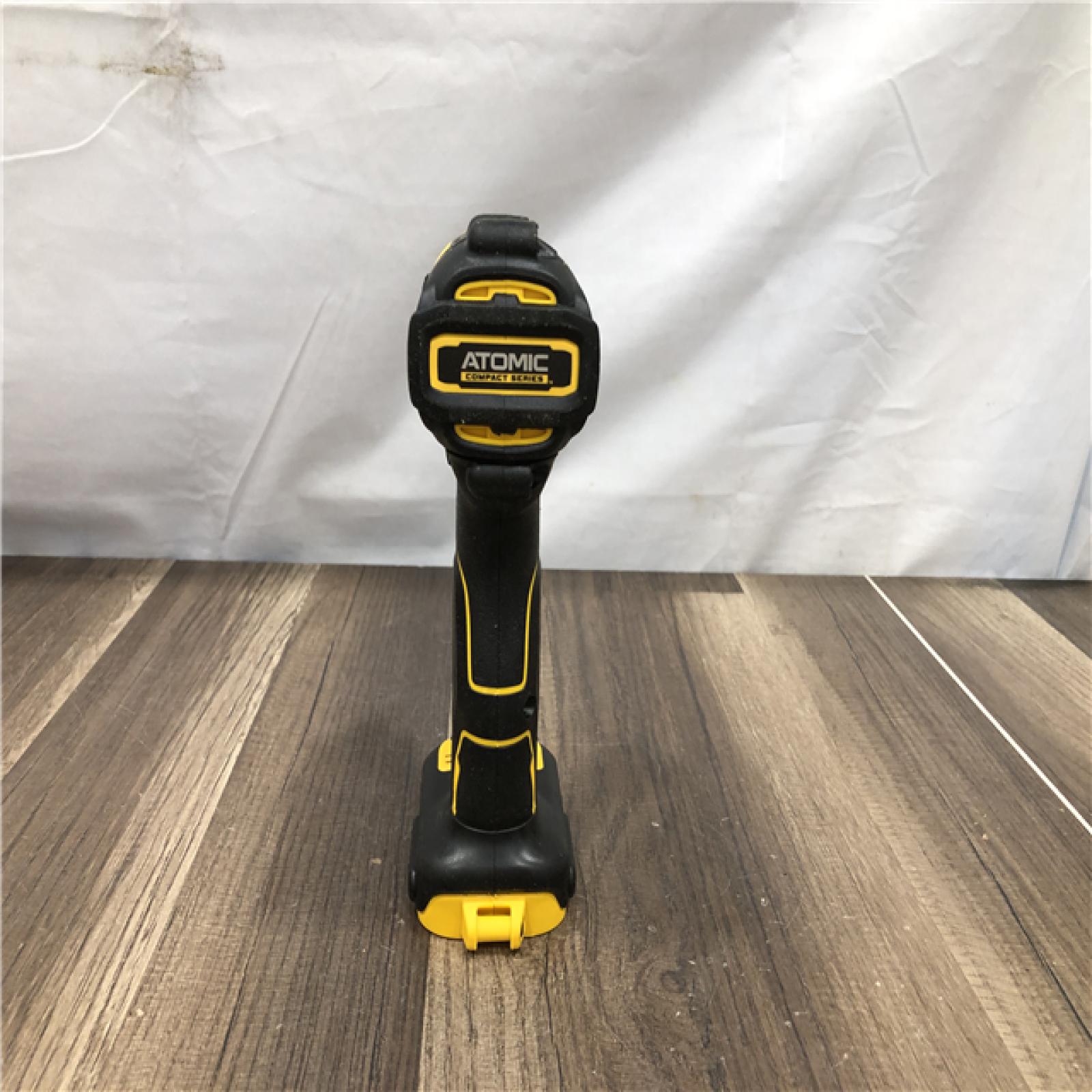 AS-IS DEWALT Atomic 20V Max Lithium-Ion Brushless Cordless Compact 1/4 in. Impact Driver Kit