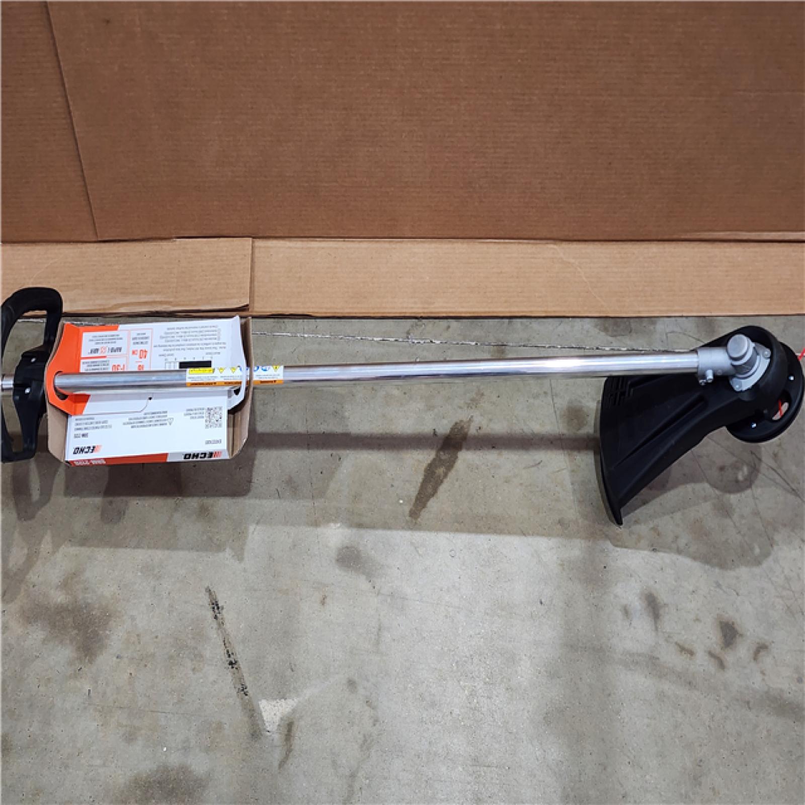 HOUSTON LOCATION - AS-IS (APPEARS LIKE NEW) Echo 16 Inch 21.2 CC Engine Straight Shaft String Trimmer - SRM-2120