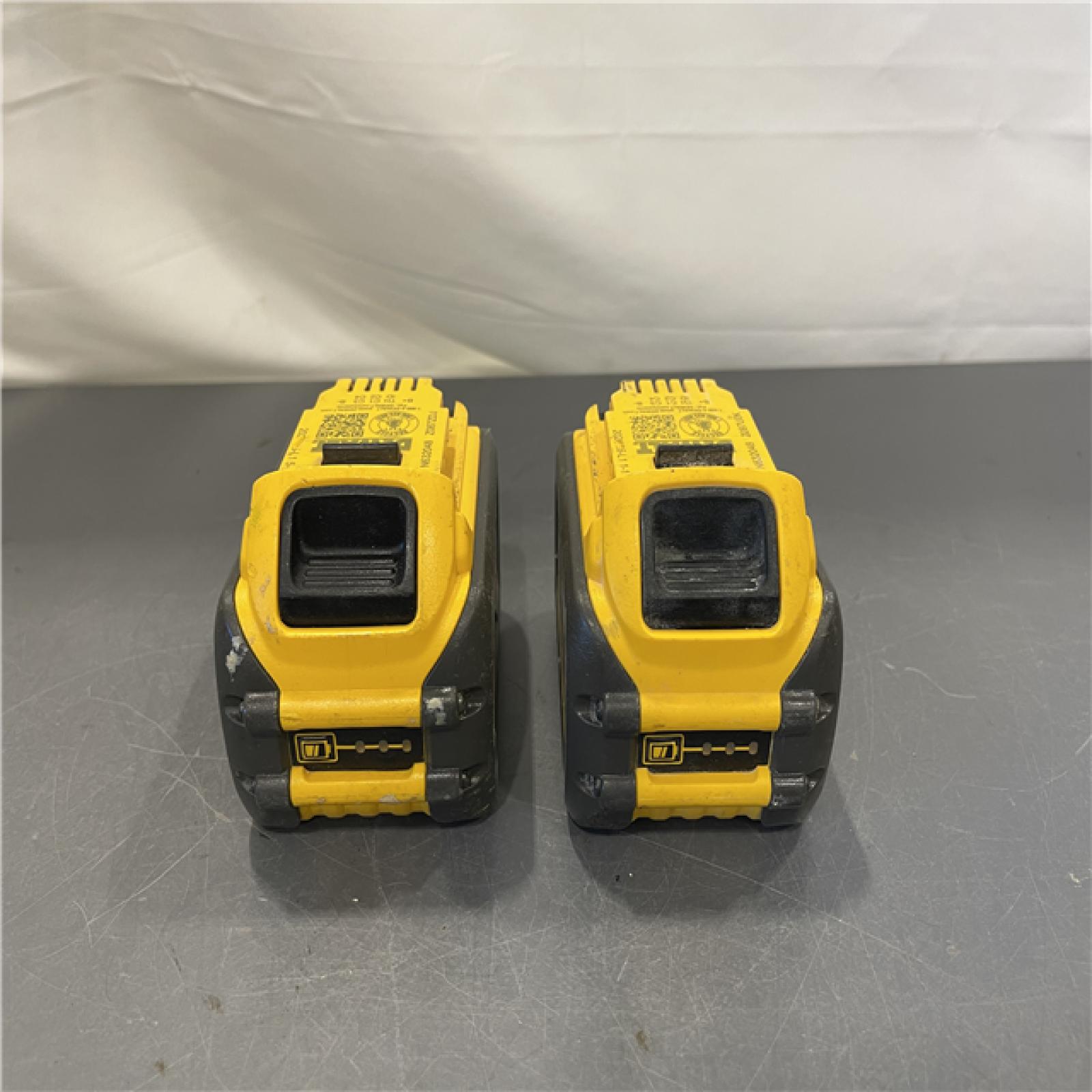 AS-IS - DEWALT FLEXVOLT 20-Volt/60-Volt MAX Lithium-Ion 6.0Ah Battery Pack (2-Pack)