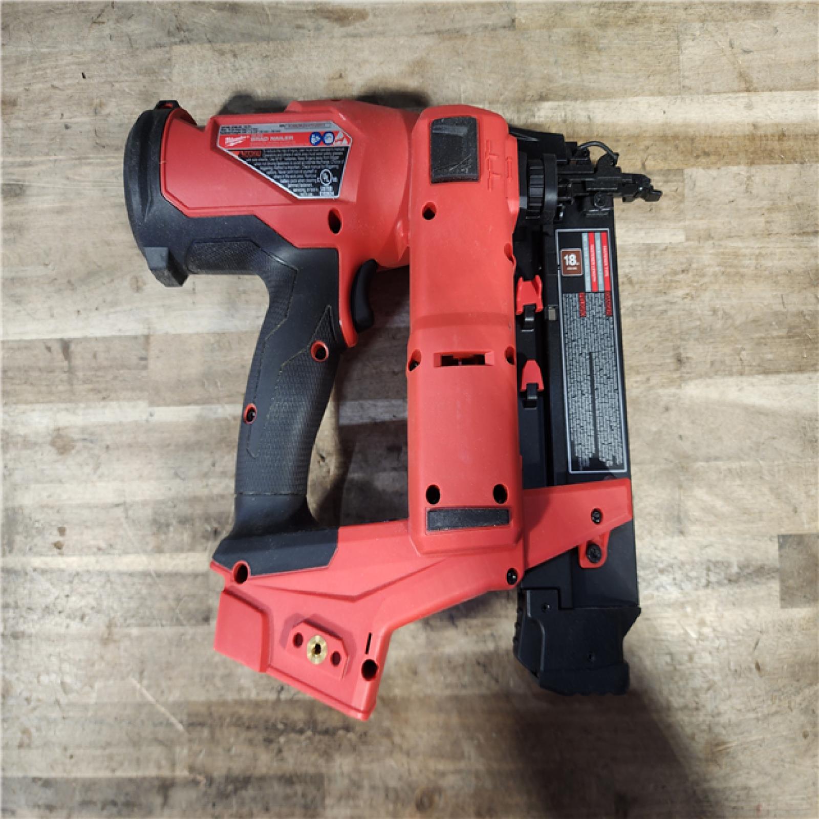 HOUSTON LOCATION - AS-IS Milwaukee M18 FUEL 18 Gauge Brad Nailer (TOOL ONLY)